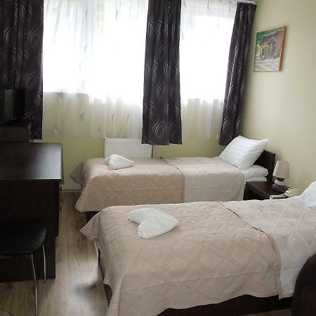 Szlovak Panzio Hotel เบเกซซาบา ภายนอก รูปภาพ