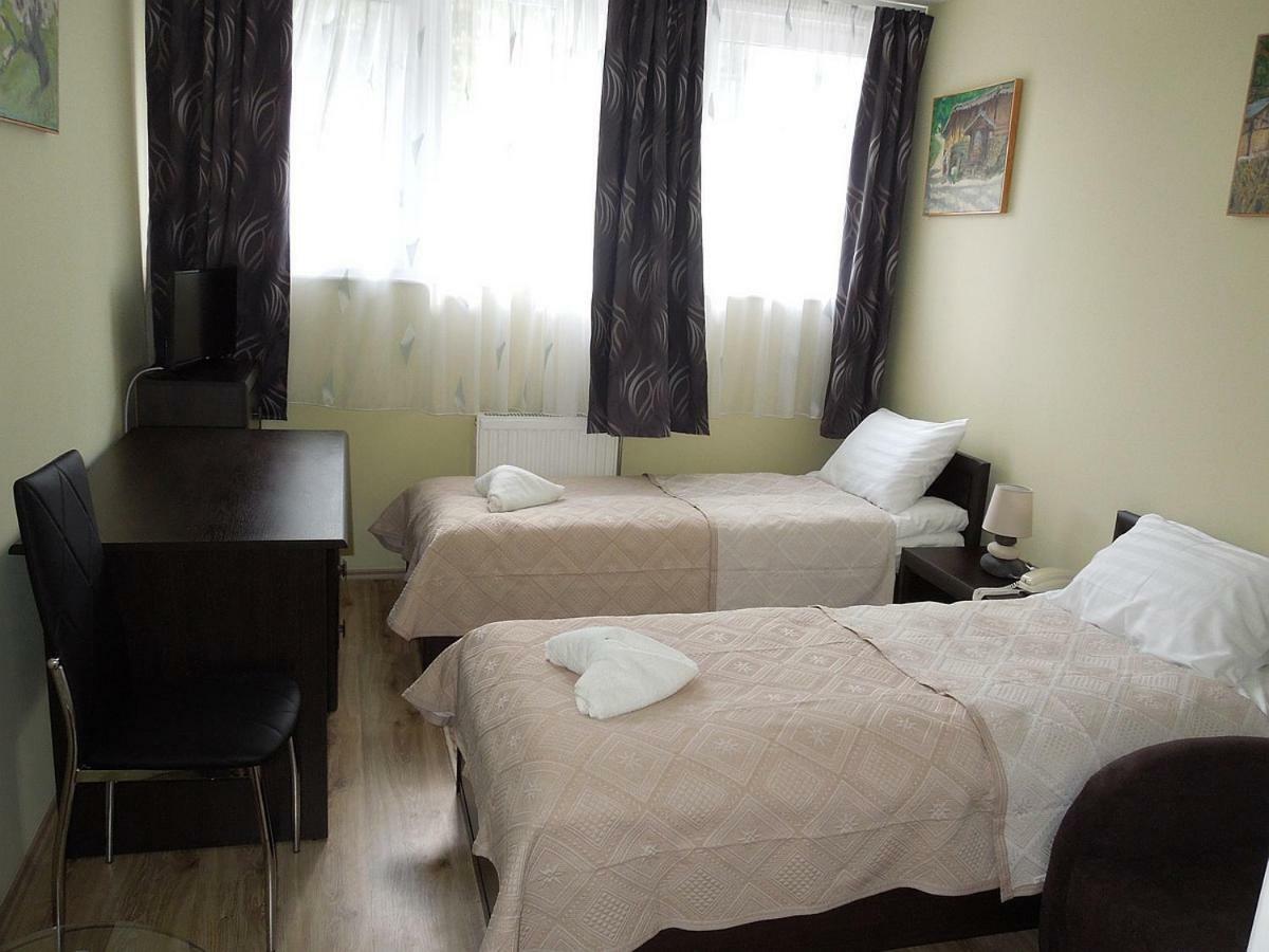 Szlovak Panzio Hotel เบเกซซาบา ภายนอก รูปภาพ
